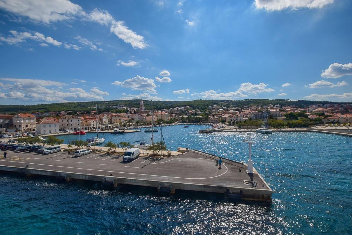 Apartments Derado Supetar Dış mekan fotoğraf