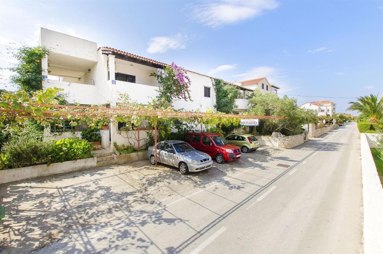 Apartments Derado Supetar Dış mekan fotoğraf