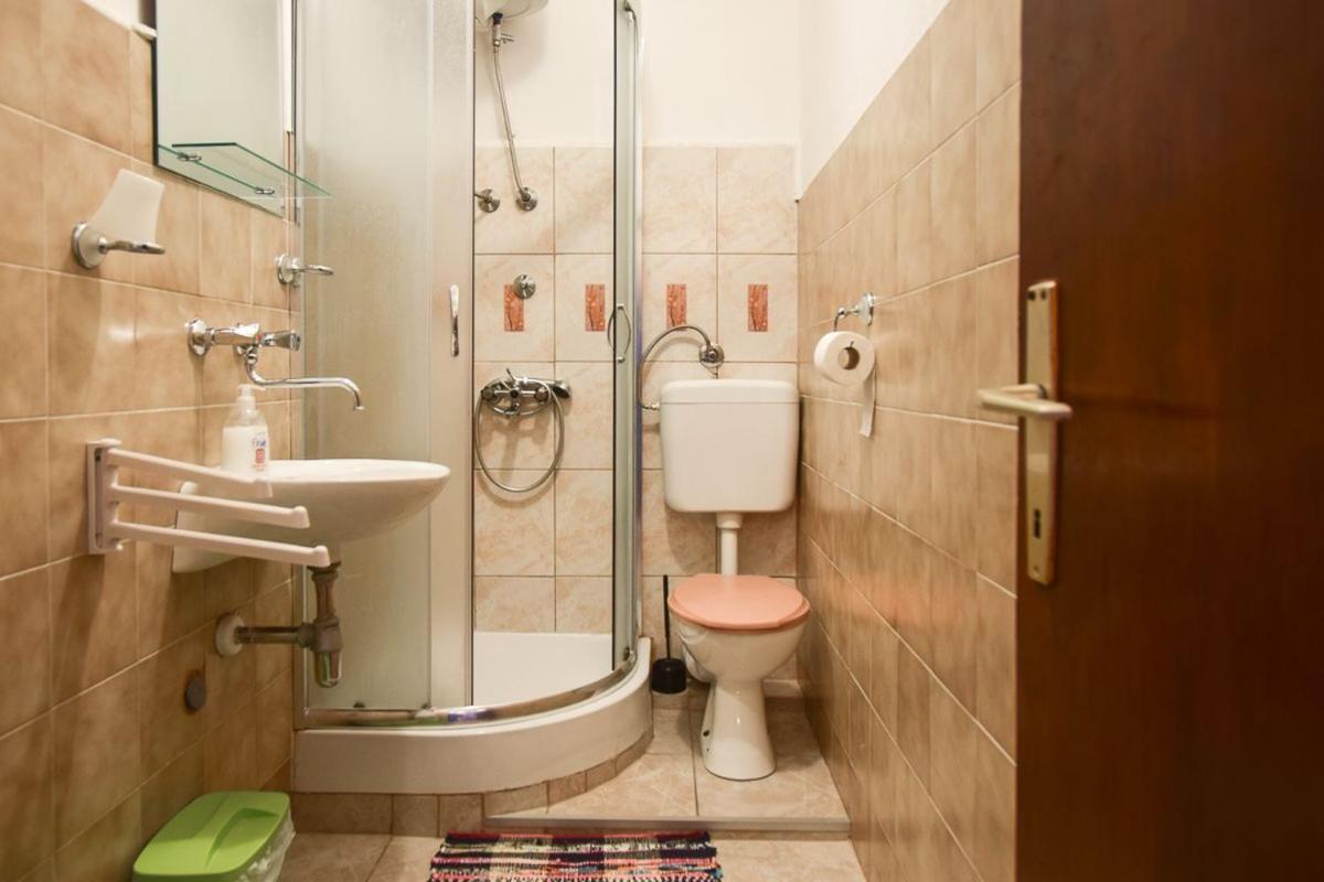 Apartments Derado Supetar Dış mekan fotoğraf