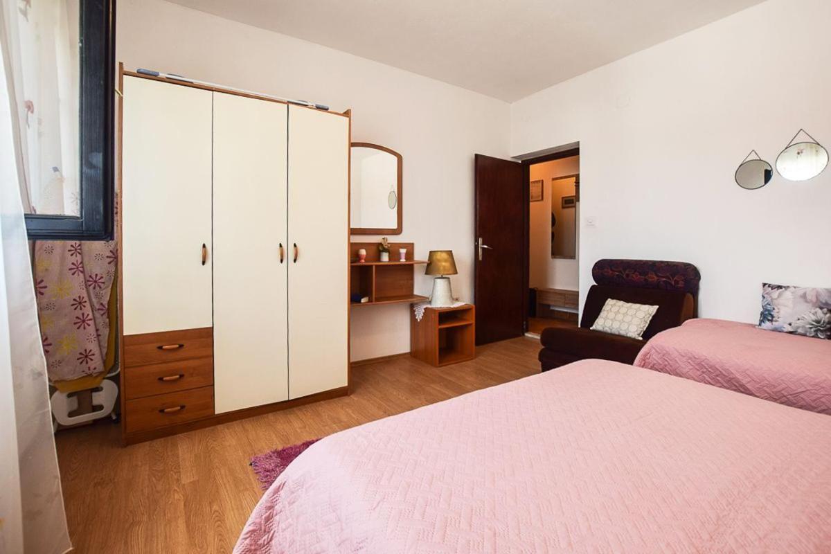 Apartments Derado Supetar Dış mekan fotoğraf